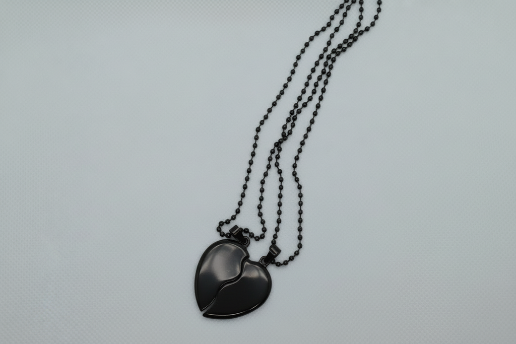 Magnetic Broken Heart Pendant Necklace – Gold, Silver & Black