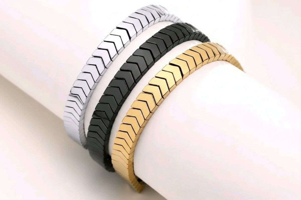 Golden Arrow Stainless Steel Bracelet for boys and girls (Unisex)– 3 Color Options