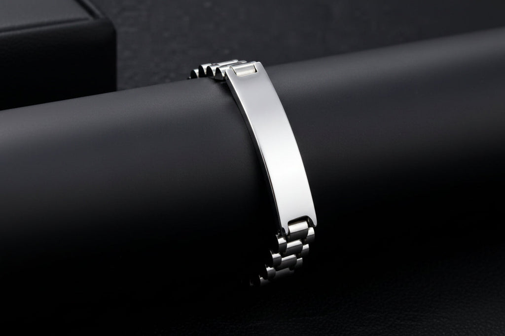 STAINLESS STEEL BRACELETS , Golden\Silver\Black\Golden And Silver , Classic Look Best Quality , Bracelets For Everyone